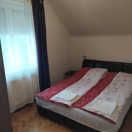 Ametiszt Wellness Apartmanhaz Apartment