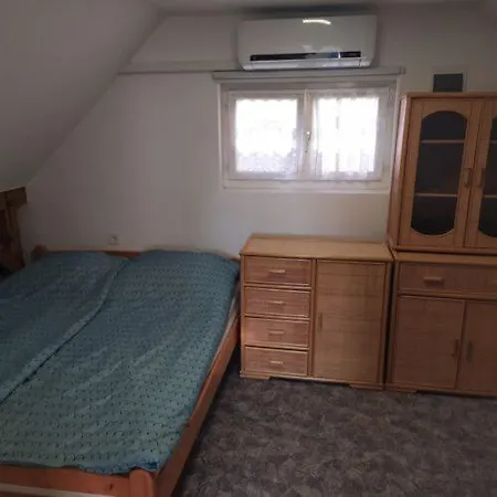 Ametiszt Wellness Apartmanhaz *