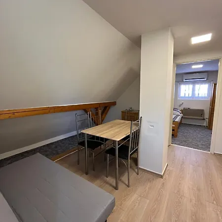 Ametiszt Wellness Apartmanhaz Apartmán Siófok
