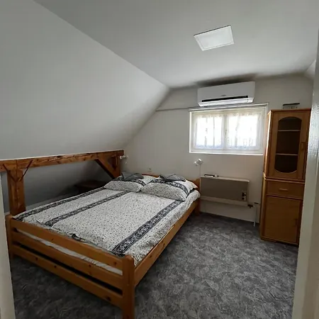 Ametiszt Wellness Apartmanhaz