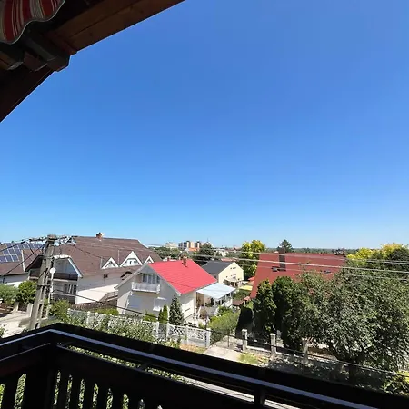 Ametiszt Wellness Apartmanhaz