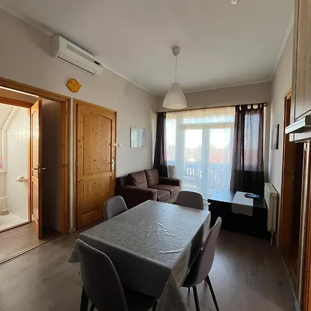 Ametiszt Wellness Apartmanhaz Apartmán Siófok