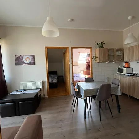 Ametiszt Wellness Apartmanhaz