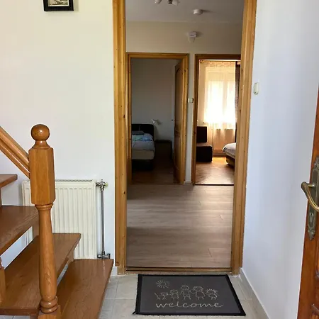 Ametiszt Wellness Apartmanhaz Siófok