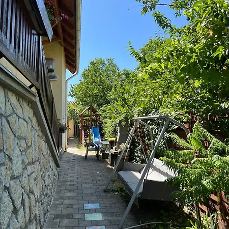 Ametiszt Wellness Apartmanhaz * Siófok