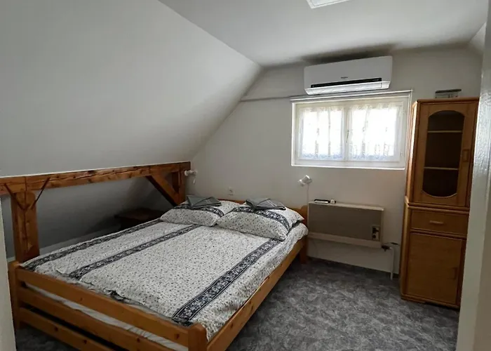 Ametiszt Wellness Apartmanhaz