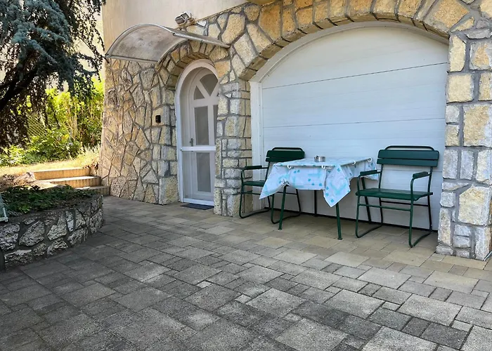 Apartament Ametiszt Wellness Apartmanhaz *