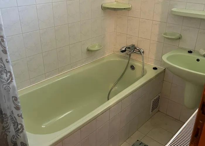 Apartament Ametiszt Wellness Apartmanhaz